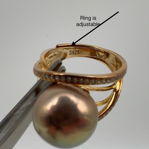 Elegant Gold Freshwater Edison Pearl Ring - Picture 12 of 13
